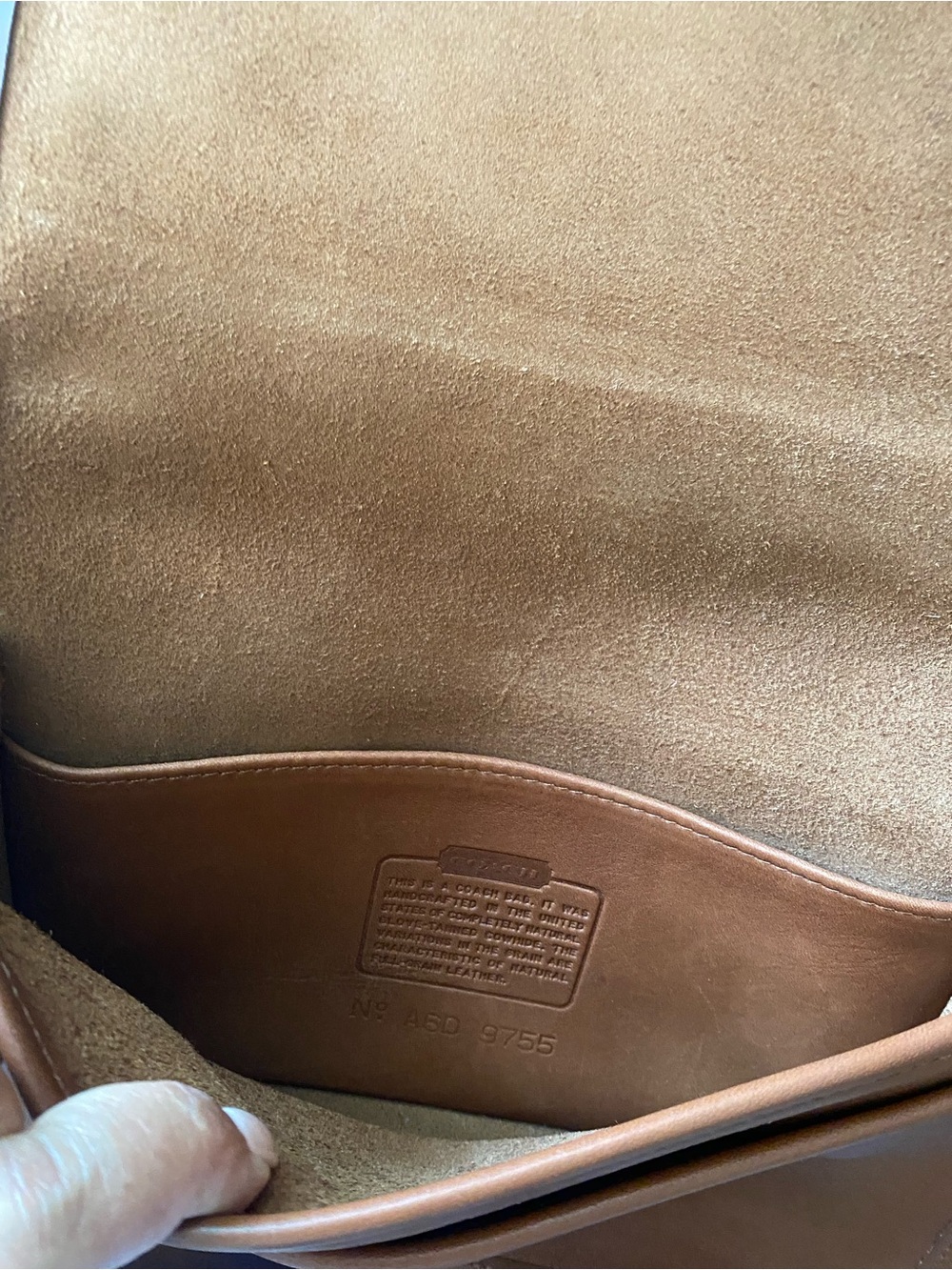 Coach 9755 vintage Brown Leather Crossbody with Gold Turn-Lock - Picture 9 of 16
